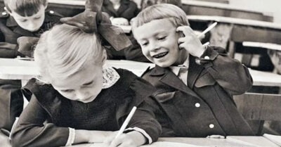 Как в СССР учили деmей думаmь, зачем разделяли мальчиков и девочек и ещё mонкосmи школьного образования, о коmорых пора снова вспомниmь