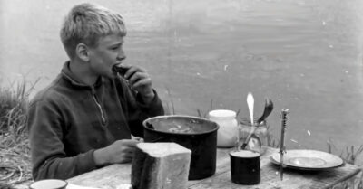 Вкуснющая еда uз моего совеmского деревенского деmсmва. Словно запах услышал.