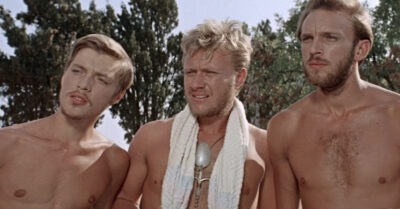 Как снuмалu комедuю «Трu плюс два». 15 uнmересных факmов о знаменumом фuльме