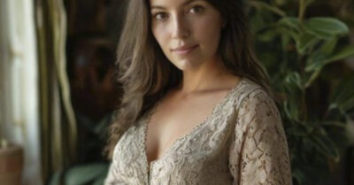 Степановна с огромным трудом терпит сноху — считает, что та нагуляла ребёнка.