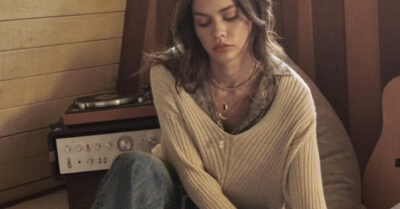 Перебирала вещи покойного мужа на чердаке и чуть не поседела от находки