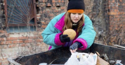 Юная бомжиха, рискуя собой, спасла парню жизнь. Он пригласил её к себе жить и однажды узнал, чья она дочь на самом деле