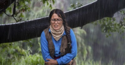 Спасая незнакомку, мужчина не догадывался, как она его отблагодарит. Сюрприз был неожиданным