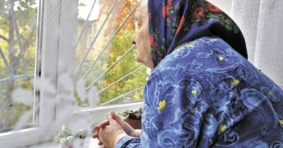 Ненужная мама