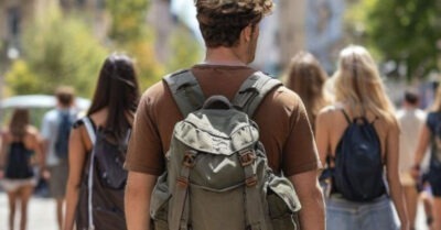 Жена подложила мужу диктофон, когда он поехал на очередную ,,рыбалку,, с ночёвкой