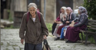 Её долгое время считали скупой, но после её кончины все не могли поднять глаза