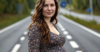 Встретил на трассе беременную женщину, а когда услышал её историю, побелел как мел