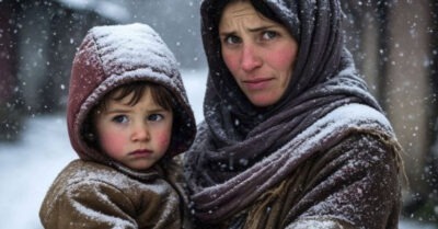 В метелицу, толстосум сказал оборванке с малышкой код от домофона… А когда возвратился с работы, не узнал своего хворого сыночка…