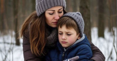 Потерявшись в лесу, они не представляли, как быть. Внезапно  донёсся собачий лай и то что произошло дальше