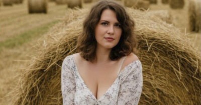 Этот гад ползет обратно, когда его золотая рыбка спустила все бабосы и осталась с дыркой от бублика. Думает, я его с радостью приму.