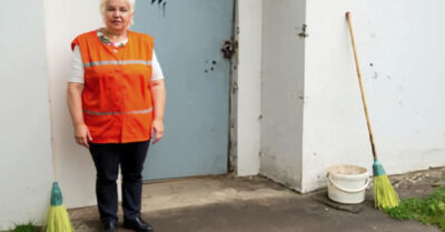 ШЕПОТ ЗА ТЯЖЕЛОЙ ШТОРОЙ