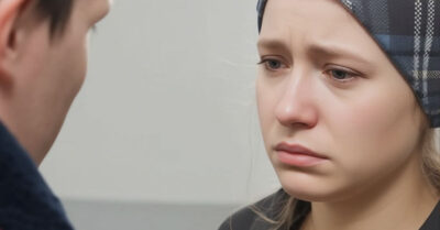 София справляется с оковями