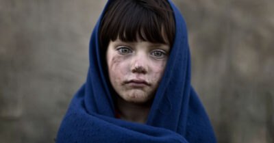 1945 г. Выкормыш. Так она слышала с детства и боялась, что отец отдаст ее в детдом, когда женится. И вот он привел новую жену, а я совершила ошибку, о которой жалею до сих пор.