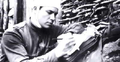 Мать получает похоронку, но её сын возвращается — только теперь он не хромает от раны, а шепелявит на чужом языке, и в его вещмешке лежит не медаль «За Отвагу», а ключи от немецкого штабного автомобиля