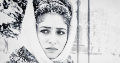 Сибирская зима 1952 года. Мужчина узнаёт, что его жена, в тайне от него готовится на страшный, запретный шаг. За считанные минуты ему предстоит добраться до дома и остановить её, чтобы спасти не только нерождённого ребёнка, но и их общее будущее