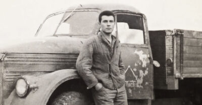 В 1941 году юноша с немецкой фамилией явился в военкомат, чтобы защитить свою страну. Его ждали недоверие, тяжелые бои и испытания, но именно на этом пути он обретет свою судьбу — любовь, которая станет подвигом длиною в жизнь