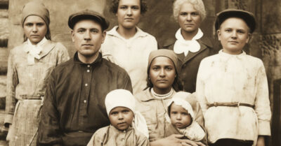 Нас объявили врагами народа и выгнали из дома с одним чемоданом. Если бы не этот страшный вагон, меня и моих детей сегодня бы не было