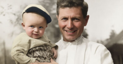 Ленинград, 1945-й. Война отгремела, но для него война ещё не кончилась: в пустой квартире он нашел лишь плюшевого мишку своей маленькой дочки. Её следы затерялись в хаосе эвакуации. Двадцать лет спустя жизнь будто наладилась — но судьба приготовила ему встречу, от которой перехватывает дыхание и замирает сердце