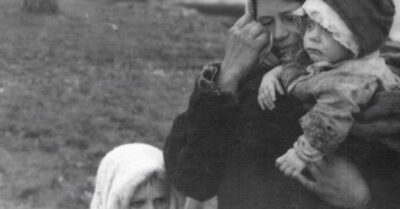 Я прошла блокаду, но не смогла пробиться сквозь равнодушие чиновницы, которая присвоила себе мою дочь, — и её покаяние пришло в конверте с печатью