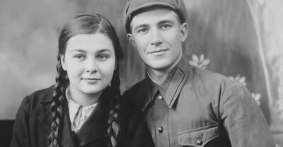 Он клялся вернуться с войны героем и взять ее в жены. Она дождалась ордена на груди, но не того, о котором мечтала. Потому что его главный подвиг случился не на фронте, а в мирном поезде, и за него не поздравляют — сажают