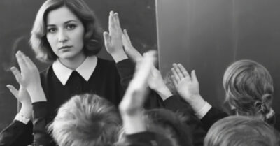 1937 год. Как я, восьмилетний сопляк, спас свою первую любовь от вертухая в валенках, а мне за это влепили по щам, и вся наша жизнь пошла под откос. История о том, как детская драка у арестантского вагона перевернула всё с ног на голову