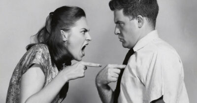 Ты решил, что я — сиделка по наследству? Перевести маму после инсульта через полстраны, чтобы я выносила горшки? Гениально! Звони сестре — её очередь нести дежурство по родственным чувствам