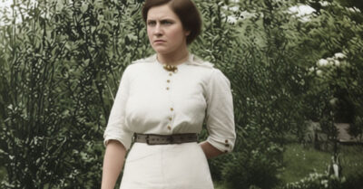 Невестка назвала моего пса «куском шерсти» и вывезла умирать в лес. А он, грязный и хромой, приполз домой и выронил к моим ногам билет в её одинокое будущее