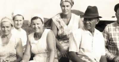 Когда жизнь делает тебе подлянку из сеновала и бывшей подруги… а потом вдруг подсовывает ключ от рая там, где ждал только позор и одиночество. История о том, как самый жестокий плевок в душу обернулся неожиданным счастьем