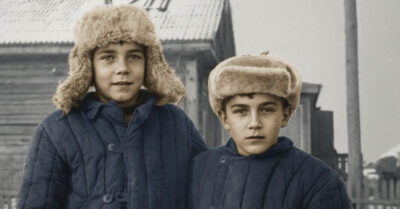 Зимой 1943 года в промерзшем госпитале усталый хирург находит в снегу умирающего мальчишку, у которого нет никого, кроме старого плюшевого зайца. Врач не ищет геройства — он просто велит принести мальчику бульон и разрешает ему остаться, даже не подозревая, что этот тихий жест доброты запустит цепь событий, которая через двадцать лет приведет к удивительной встрече