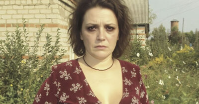 Когда вернулась блудная сестра с невестой без мужа. Село шепталось, что они ведьмы, а кончилось всё тем, что она родила от главного кобеля, а потом его же и спасла, когда пришли чужие мужики делить наше стадо