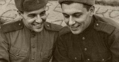 Год 1941-й. Она ненавидела невестку так сильно, что похоронила её заживо в письмах на фронт. Но когда сын вернулся с войны, он привёз с собой не только покалеченную душу, но и страшную тайну, которая перевернёт жизнь всей деревни