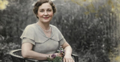 Она выросла на болотах, где даже снег кажется серым от печали. Он примчался в деревню на тройке бешеных лошадей в самый разгульный день Масленицы. Никто не знал, откуда он взялся, и никто не посмел встать у него на пути. Но когда он украл невесту у страшного жениха-вдовца, в селе поняли: эту историю будут рассказывать внукам