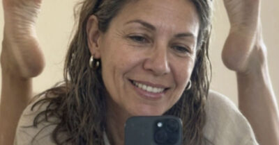 Я четыре года выкармливала брошенную племянницу, пока ее мамаша тусовалась в Москве с хахалями, а когда эта крашеная кукла приперлась за ребенком, я выставила ее за дверь так по-хамски, что соседи вызвали полицию от восторга