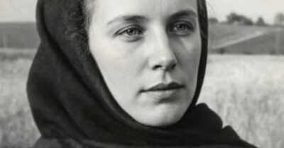 1947 год. В 19 лет она стала вдовой, а в 25 — матерью чужого ребёнка, сгорая от чувства к мужчине, которого подозревала в смерти мужа; но когда брат-фронтовик на допросе в тюрьме выдал имя настоящего убийцы, она поняла: предательство страшнее, чем пуля, а надежда — это единственное, что нельзя закапывать в могилу