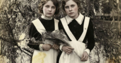 Как я, примерная отличница и гордость школы, за свой счёт приручила, выдрессировала и превратила дворового хулигана в ручного домашнего мужчину, а он, гад такой, в отместку отстроил мне целый особняк и теперь каждый вечер сует мне в руку не только домашку, но и то самое теплое яйцо, которое я от него когда-то приняла за подачку