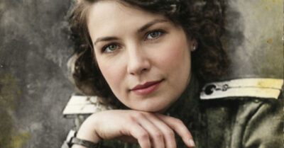 Она вернулась с войны в родную деревню, чтобы узнать, что любимый женился на другой, посчитав её погибшей. Теперь они живут под одной крышей: он, его новая жена с младенцем и она — та, кого он не переставал любить ни на день. Сможет ли горькая правда прошлого ужиться с нежностью настоящего, или однажды вечером тишину взорвет признание, которое ждали слишком долго