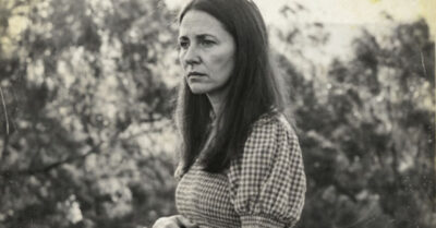 Аля боялась смотреть на свой живот и ненавидела себя за эти мысли. Она уже решила оставить ребенка в роддоме, но судьба и мудрая мать приготовили ей испытание, которое обернулось настоящим чудом. Сможет ли женщина полюбить того, кого носила под сердцем, если сейчас он кажется ей чужим?