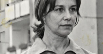 Ее продавали за рубль пьяным мужикам, пока дремучая совесть отца не проснулась слишком поздно, чтобы спасти дочь